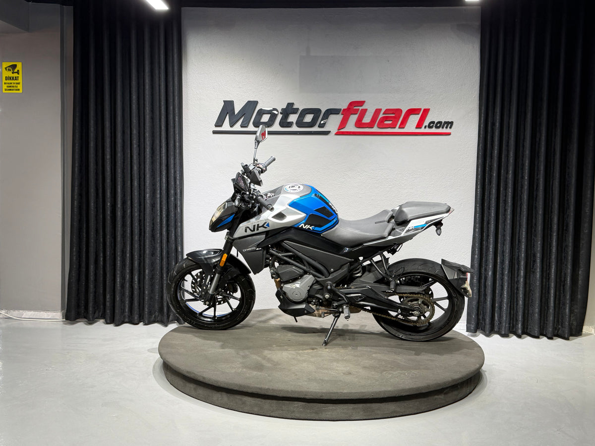 CFMOTO 250 NK