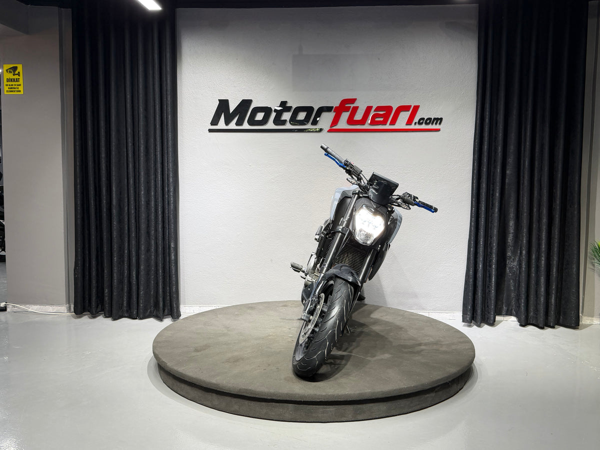 CFMOTO 250NK 2024
