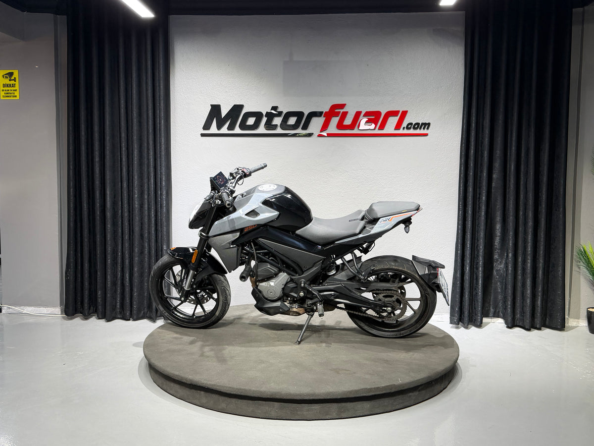 CFMOTO 250NK 2025 çıkışlı