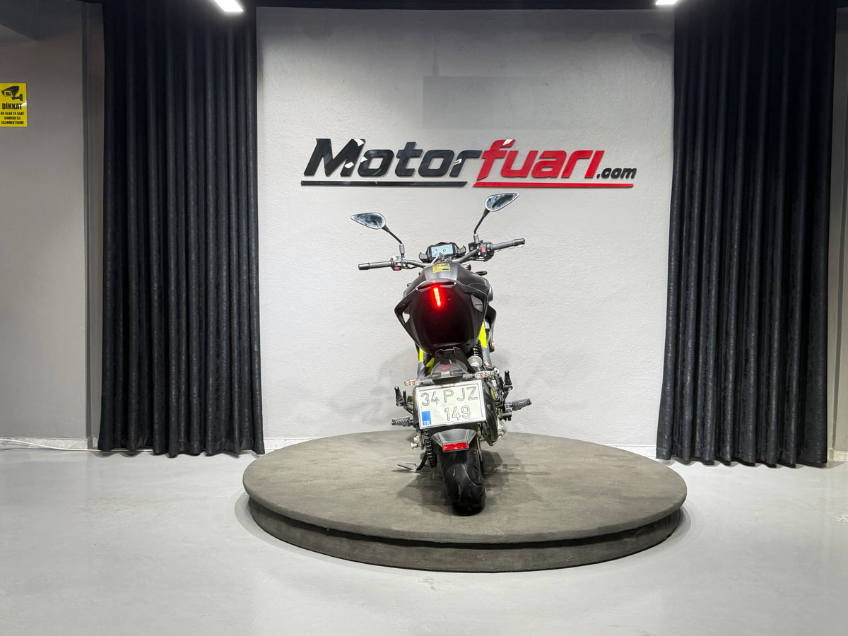 QJMOTOR SRK 250 ÇİFT SİLİNDİR