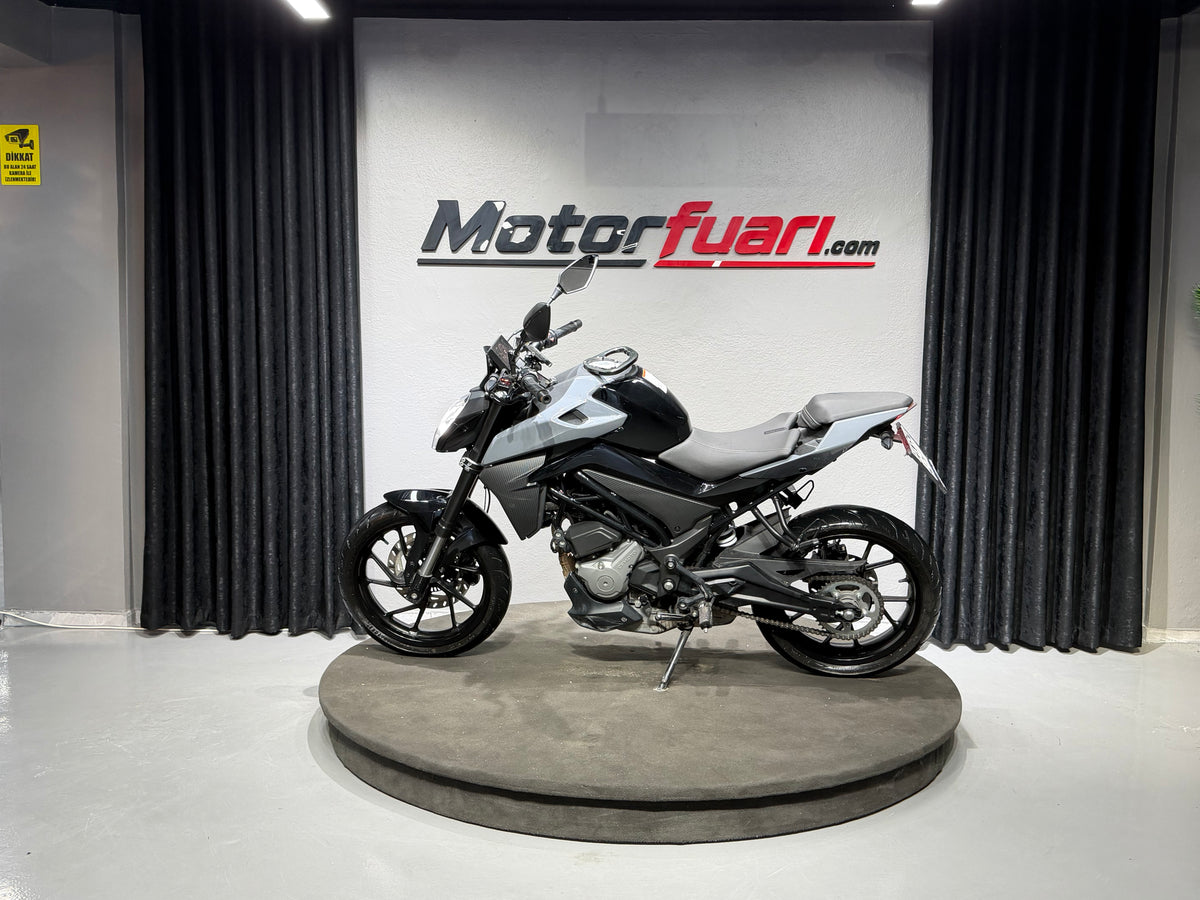 CFMOTO 250NK 2025