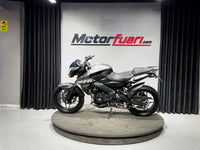 BAJAJ PULSAR NS 200 ABS