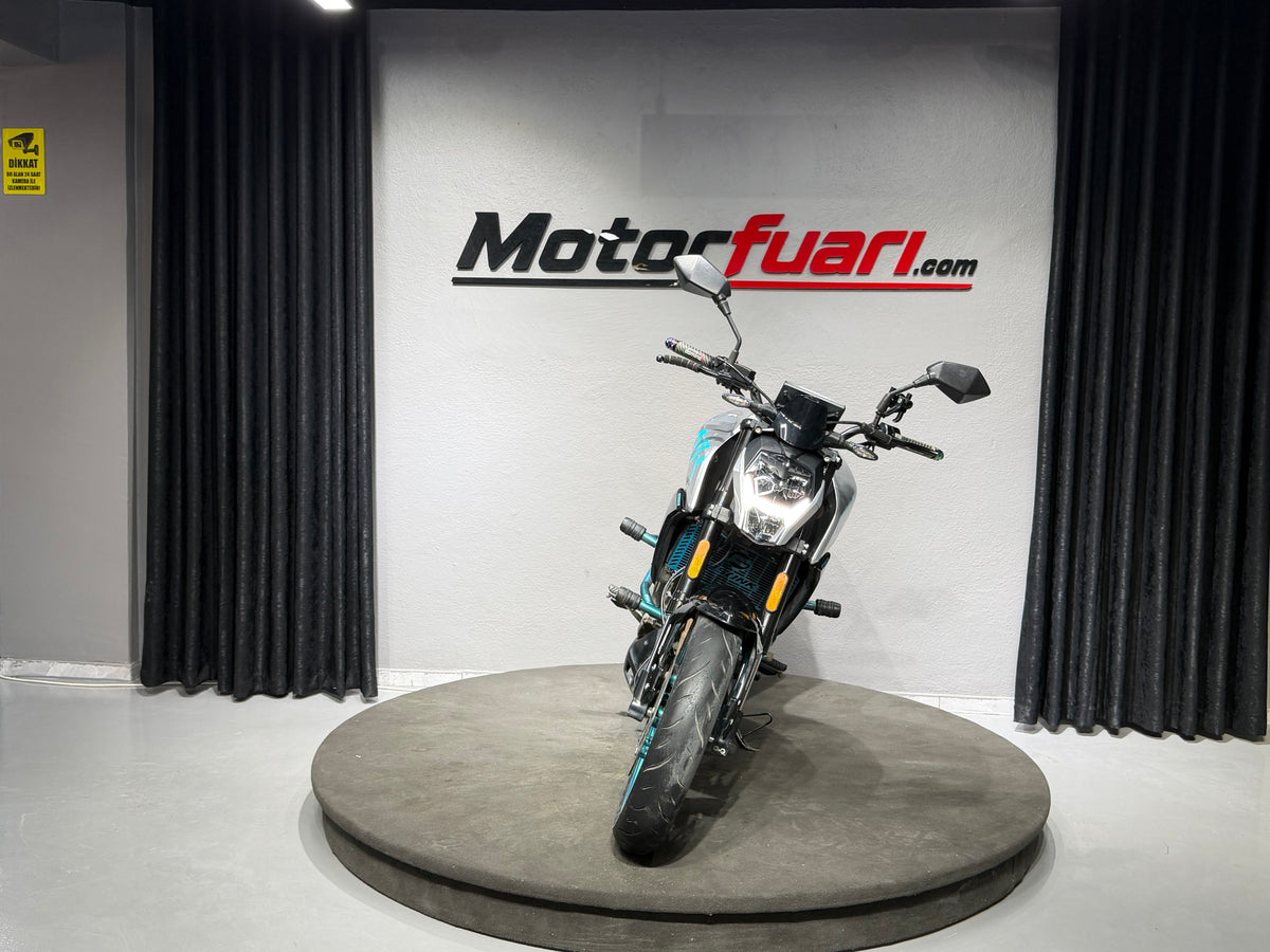 CFMOTO 250NK 2022 GRİ