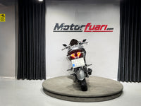 BAJAJ PULSAR RS 200 ABS