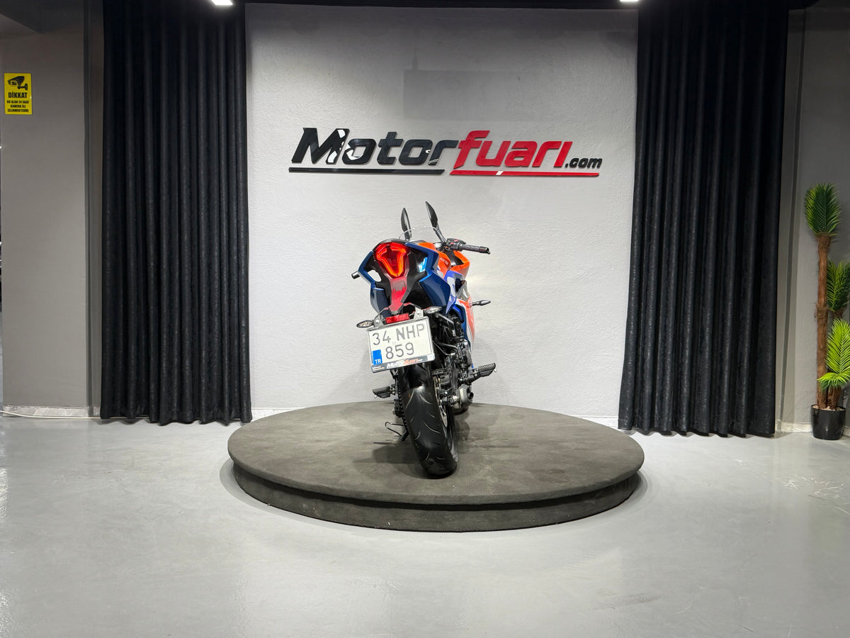 CFMOTO 250 SR 2025