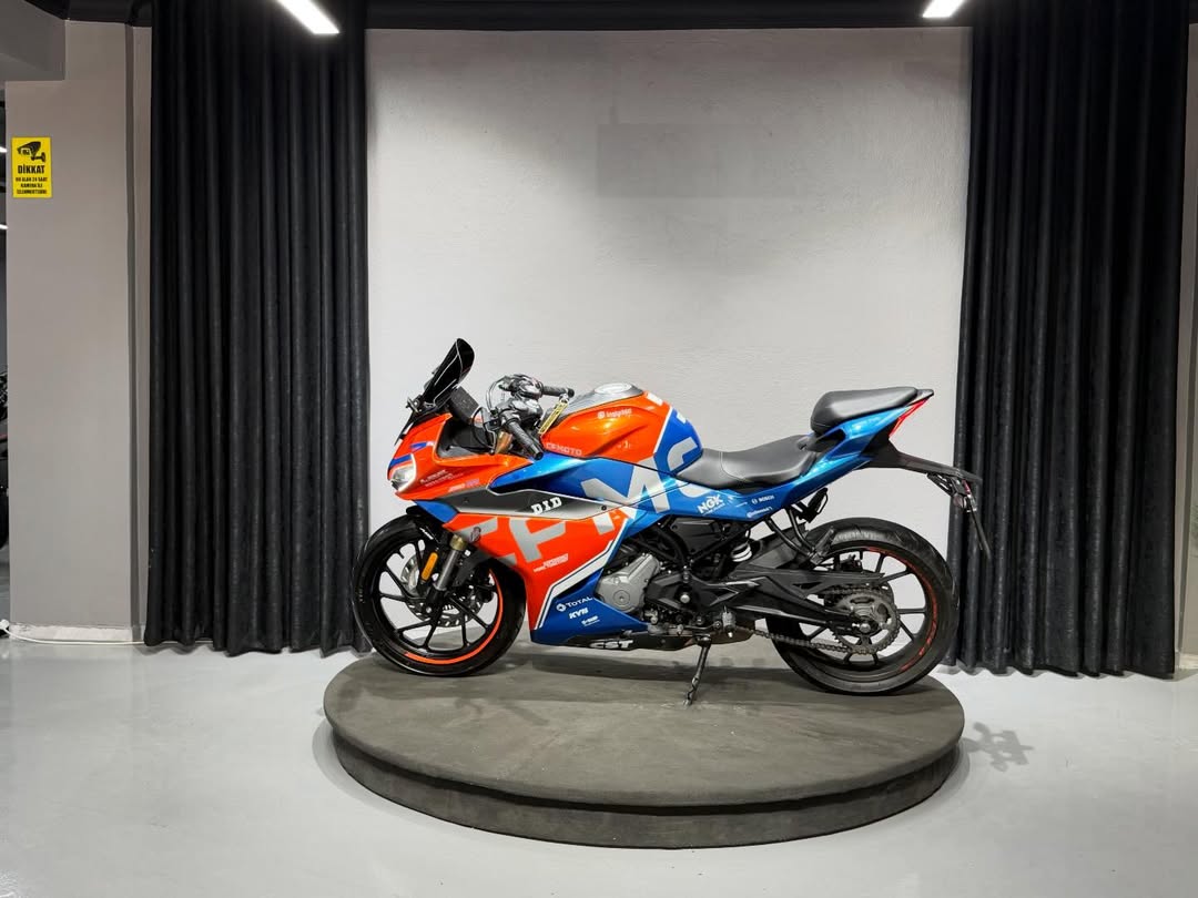 CFMOTO 250SR 2024 3
