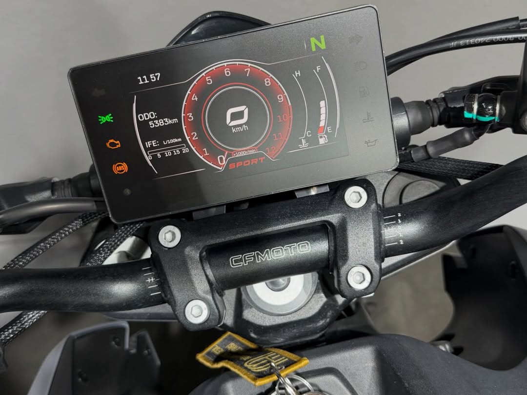 CFMOTO 250NK 2025 6