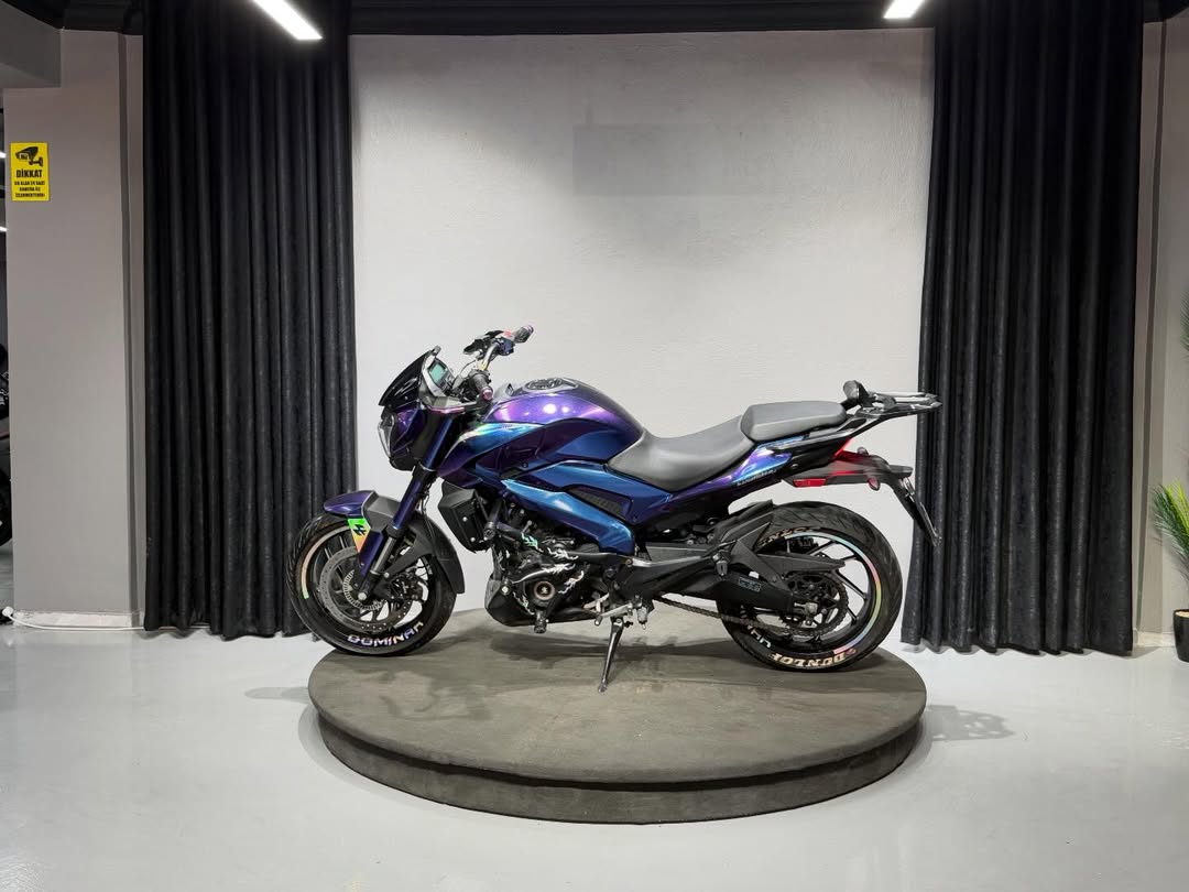 BAJAJ DOMINAR 400 UG 2024 3