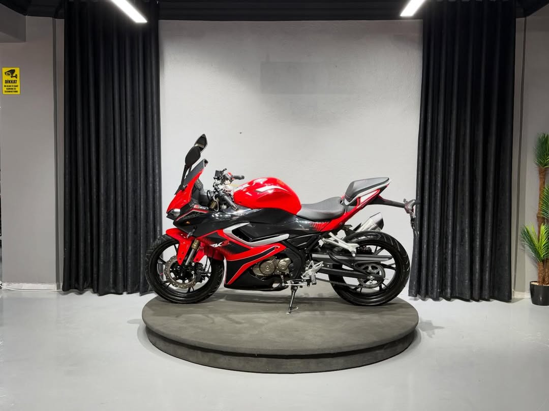 SRK - 125R 2025 3