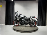 BAJAJ PULSAR RS-200 ABS 2024 3