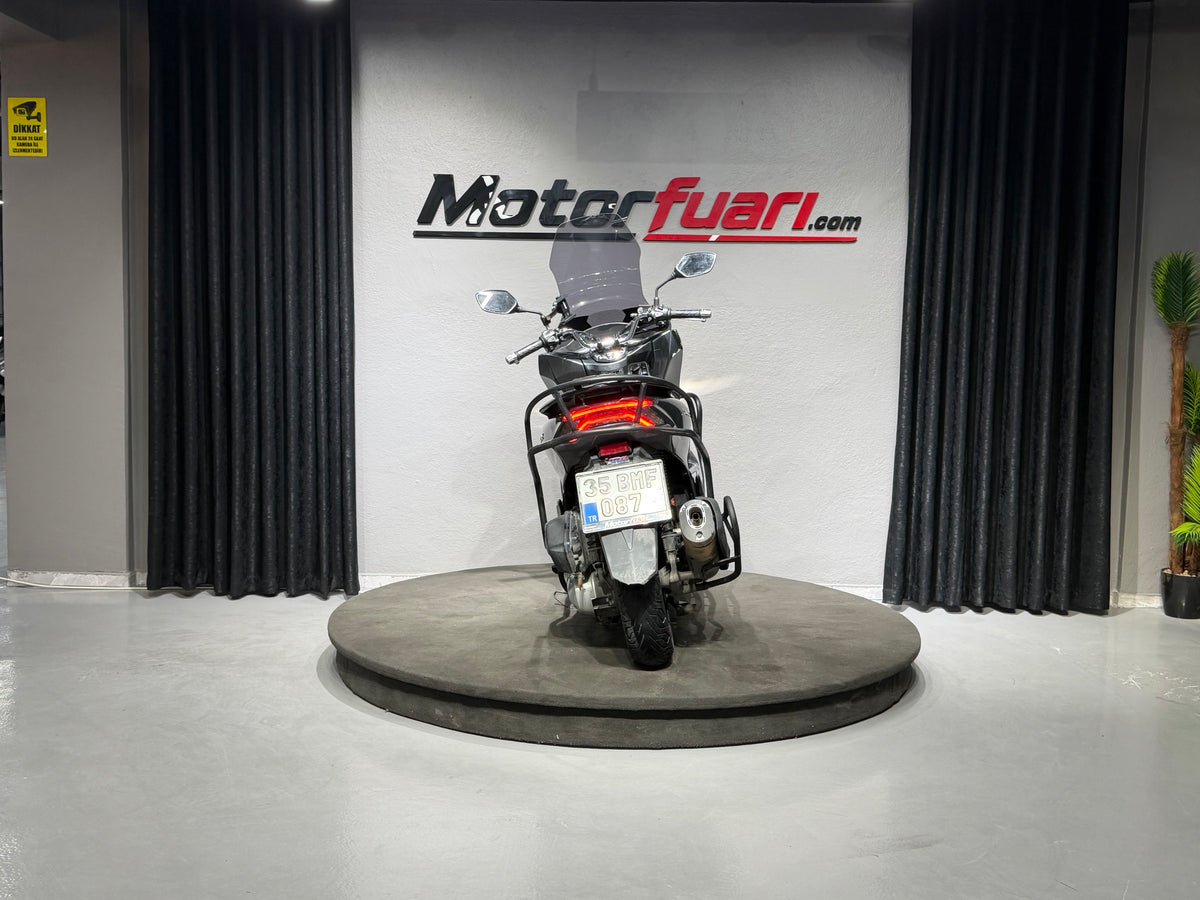 HONDA PCX 125