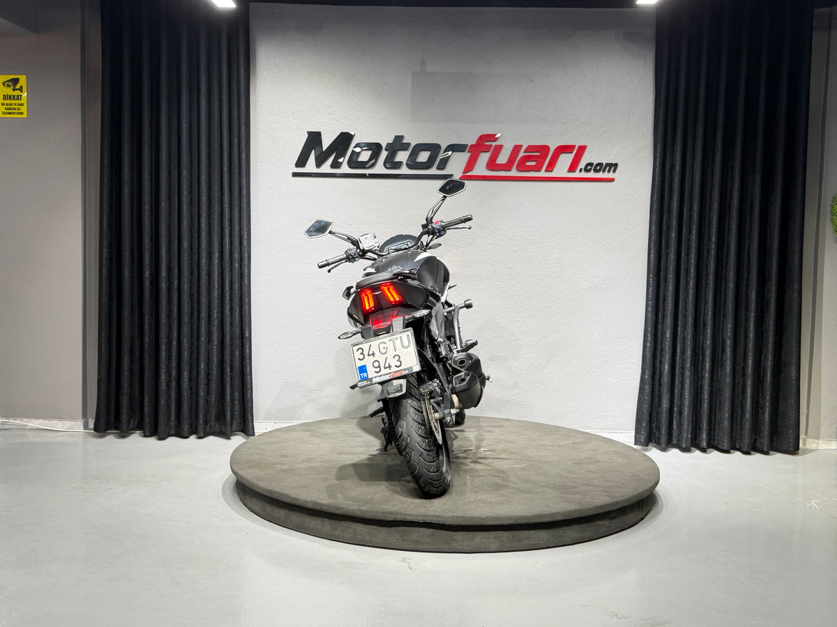 BAJAJ DOMİNAR 250 D