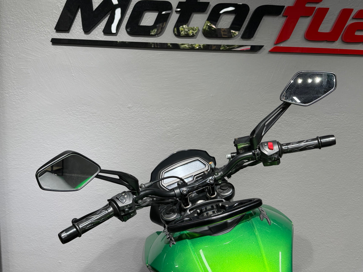 BAJAJ DOMINAR 400