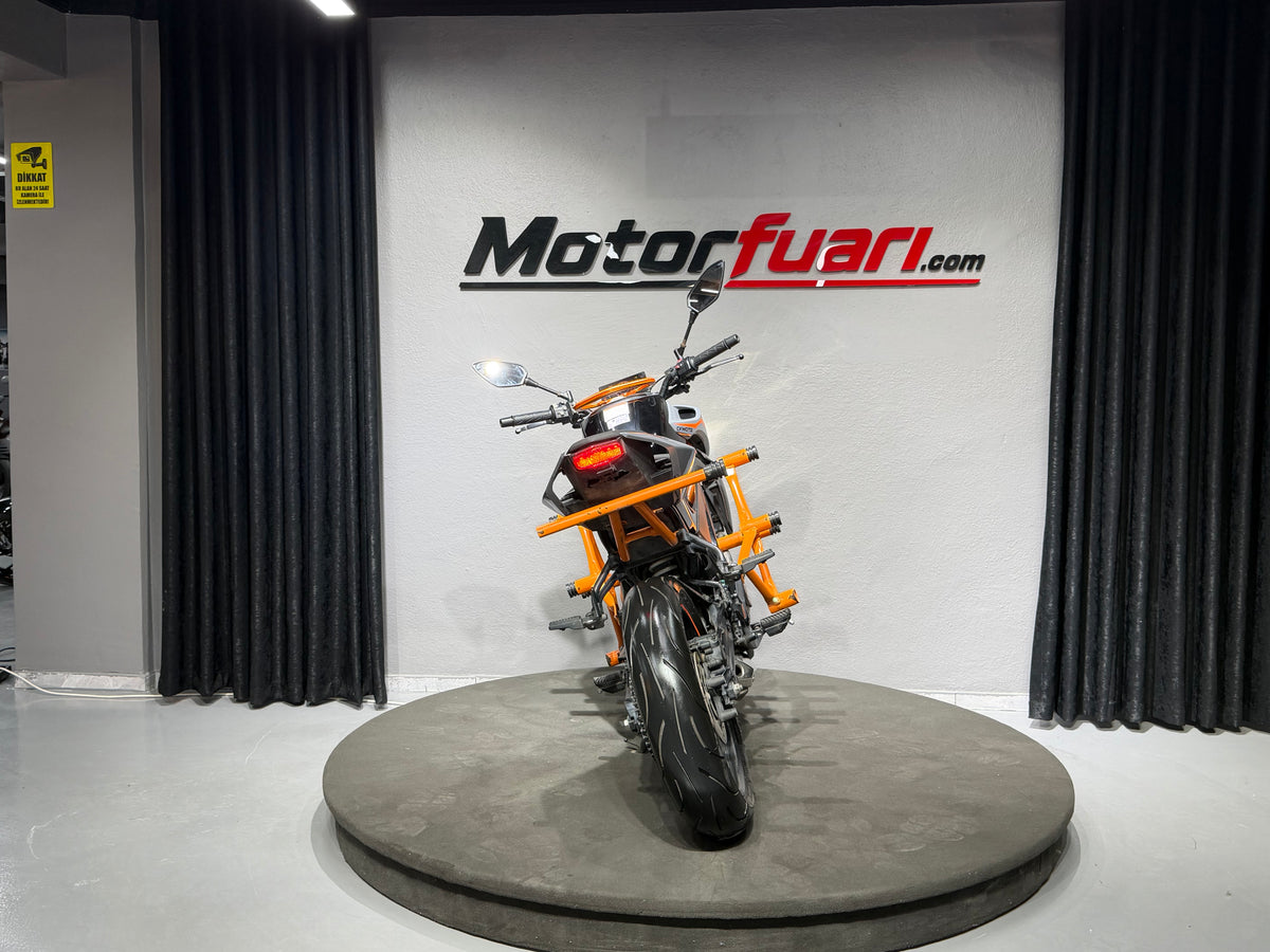 CFMOTO 250NK 2024