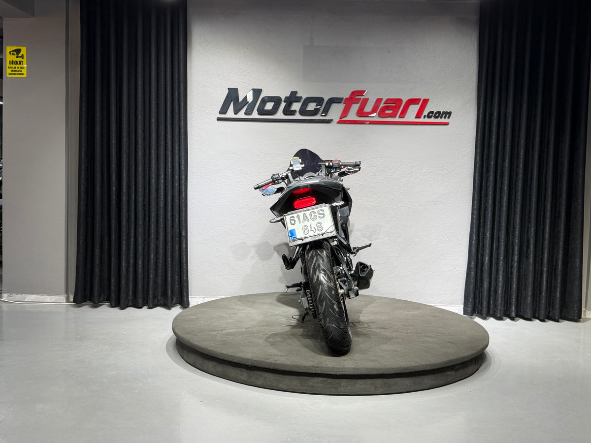 PULSAR RS 200 ABS