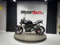 HONDA CB 250R