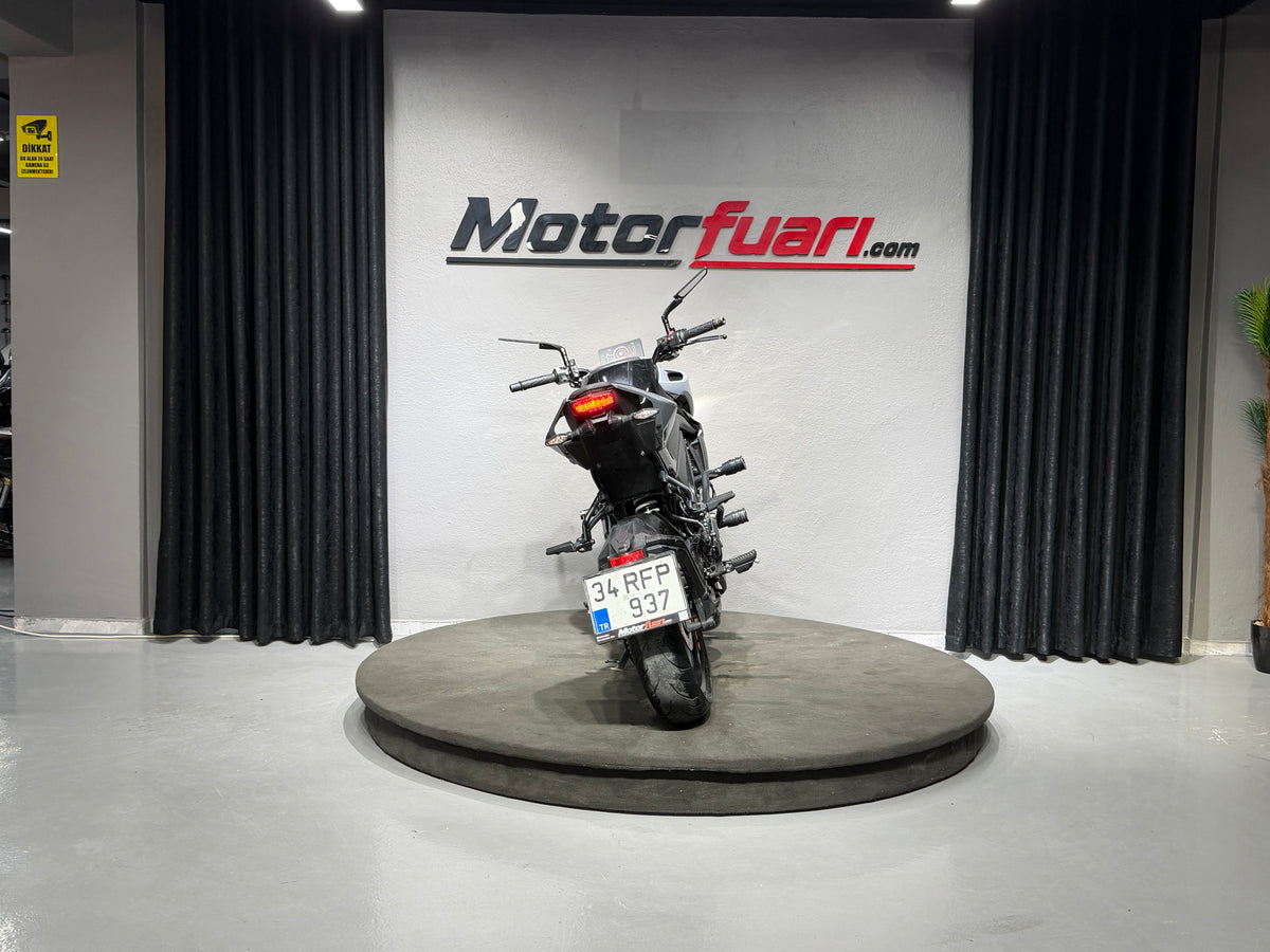 CFMOTO 250 NK