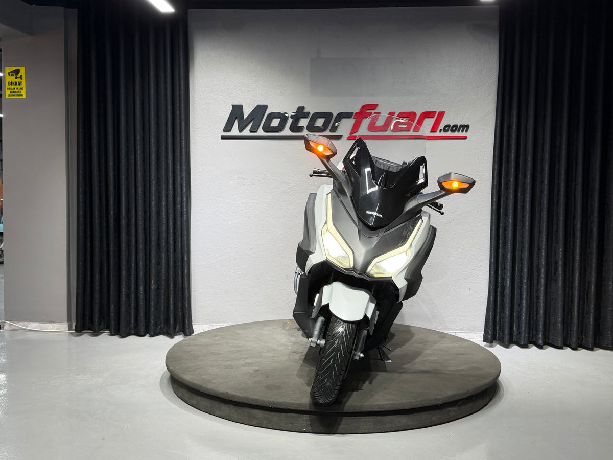 HONDA FORZA 250 2025