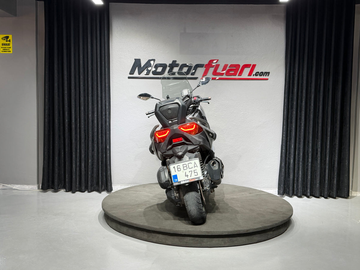 YAMAHA X MAX 250 ABS