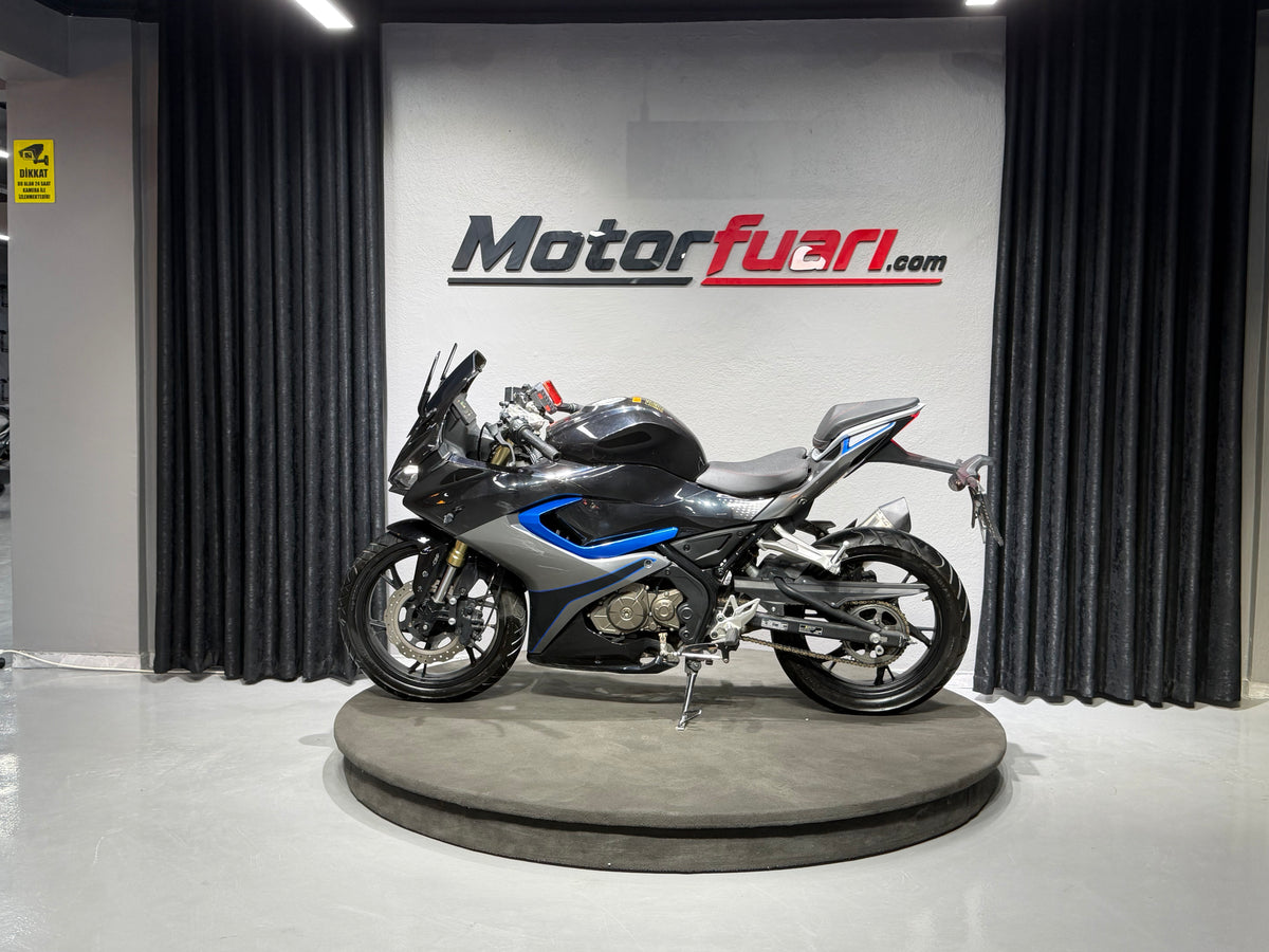 SRK 125 R