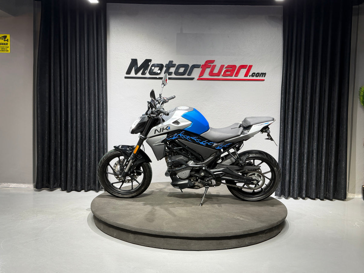 CFMOTO 250 NK