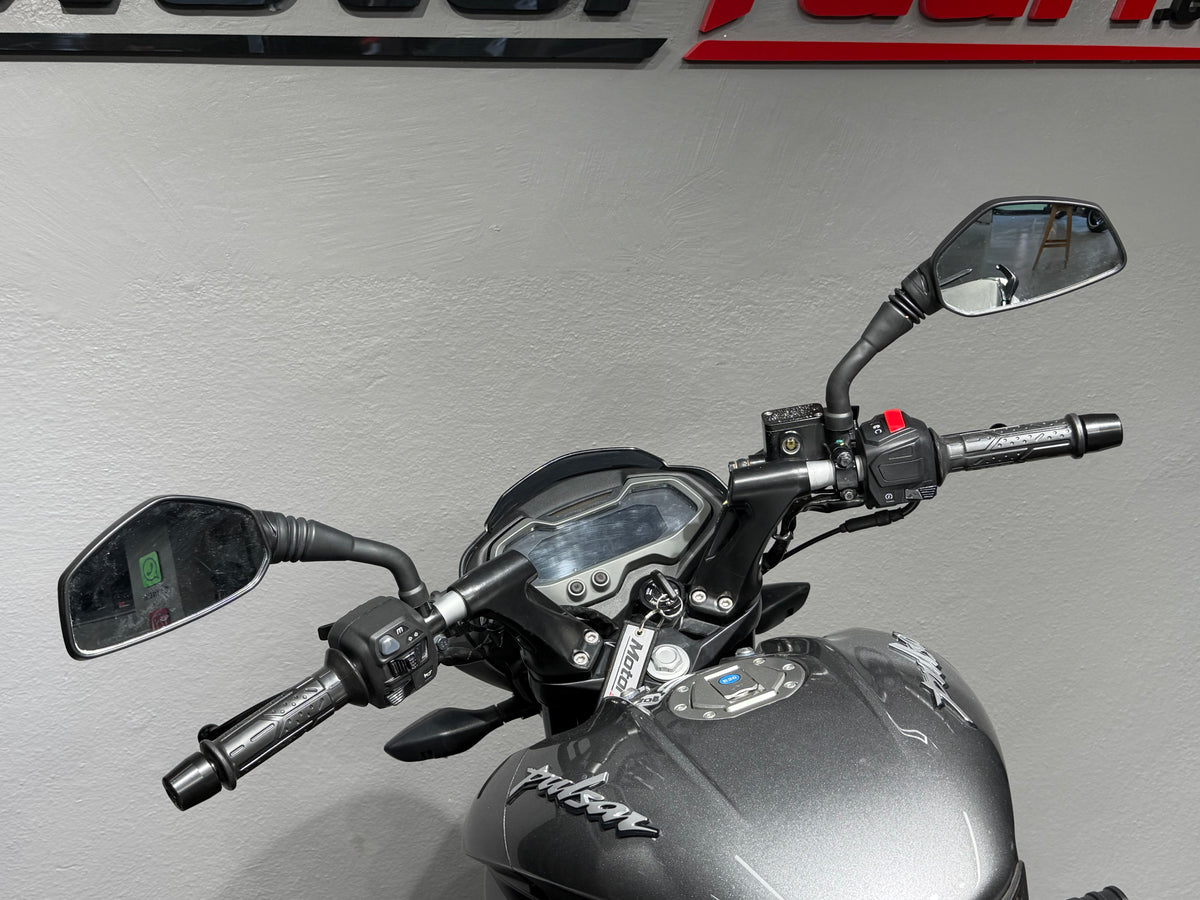 BAJAJ PULSAR NS 125