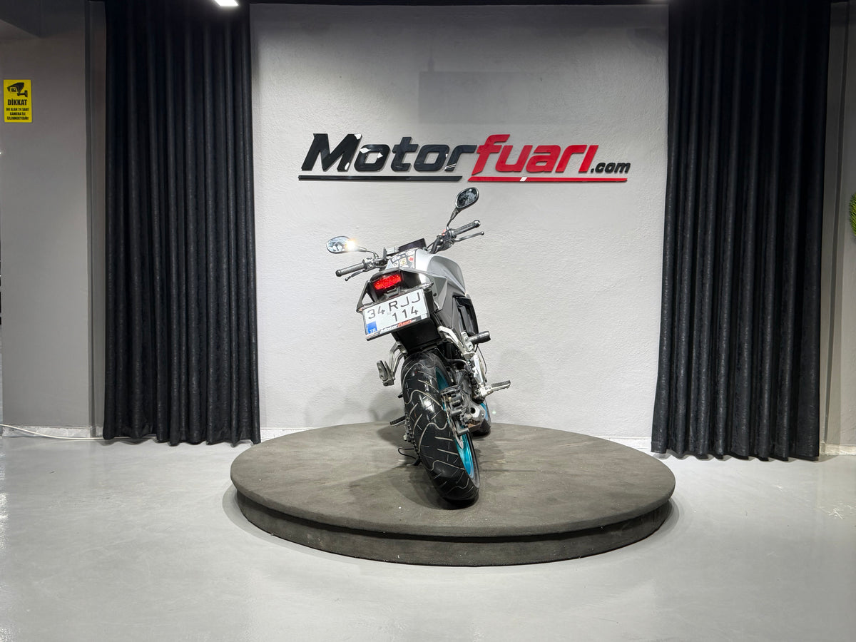CFMOTO 250 NK