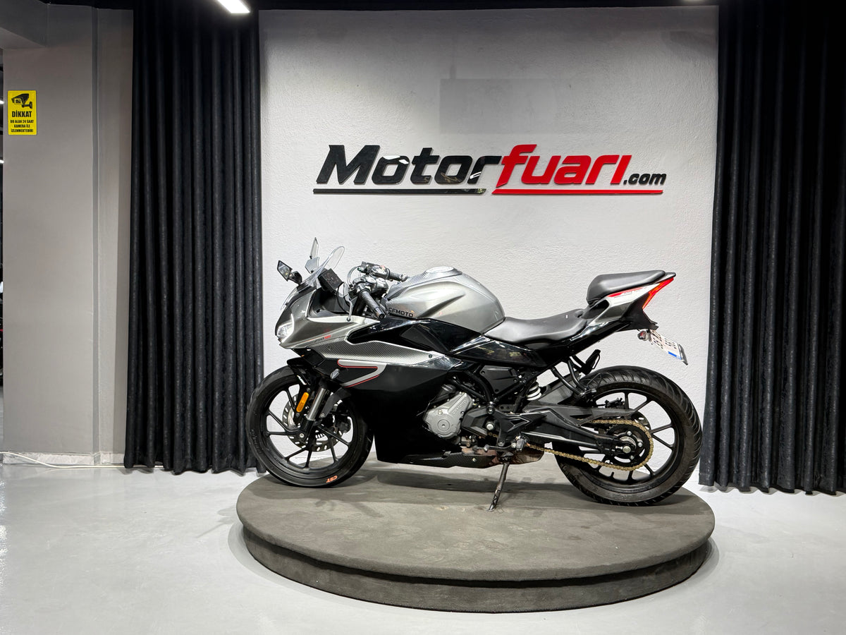 Cfmoto 250 SR 2024