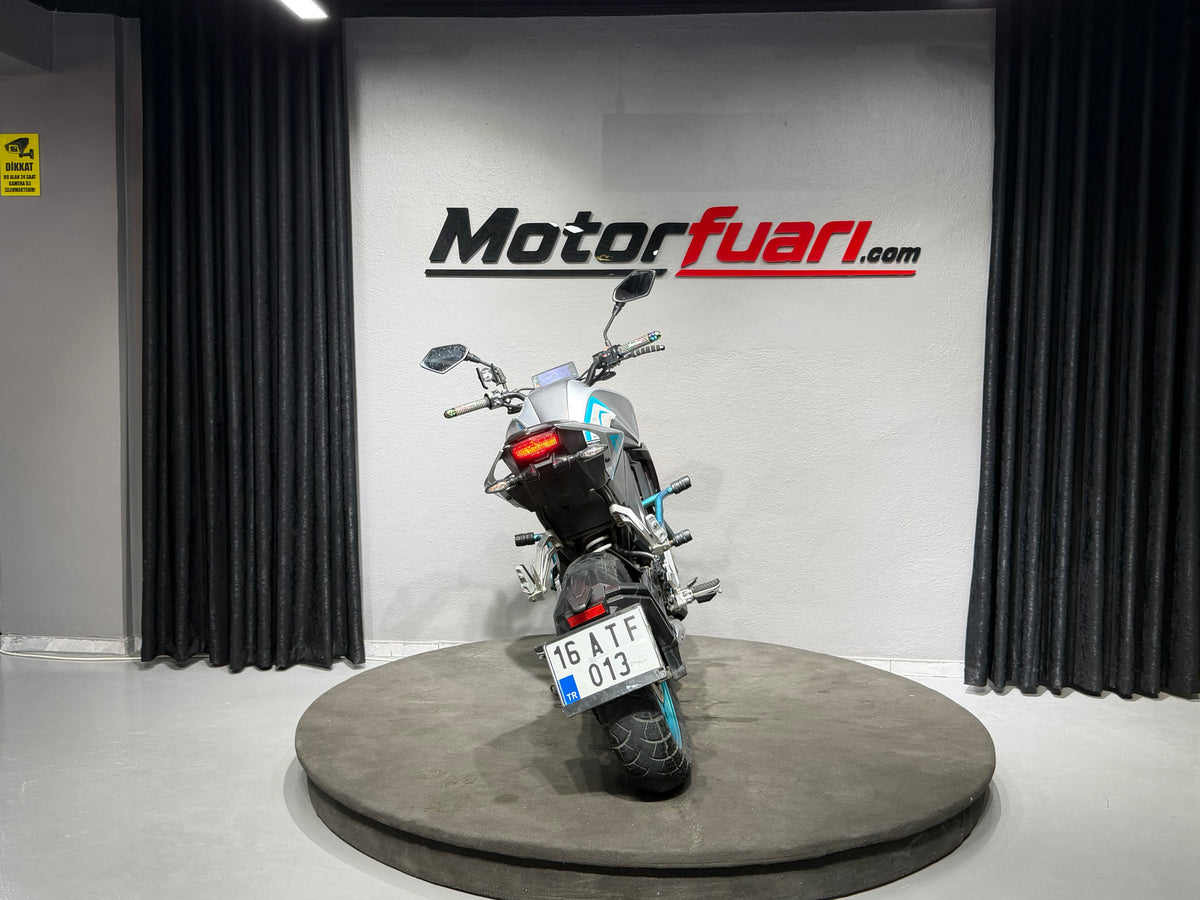 CFMOTO 250NK 2022 GRİ