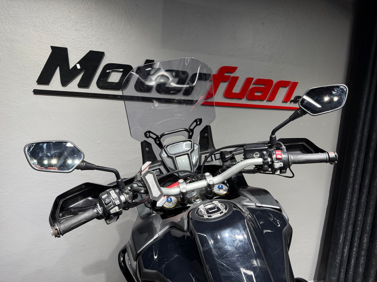 HONDA AFRİCA TWİN 1000 (OTOMATİK ŞANZIMAN)