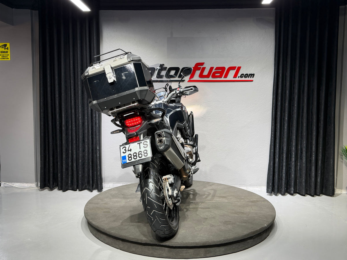 HONDA AFRİCA TWİN 1000 (OTOMATİK ŞANZIMAN)