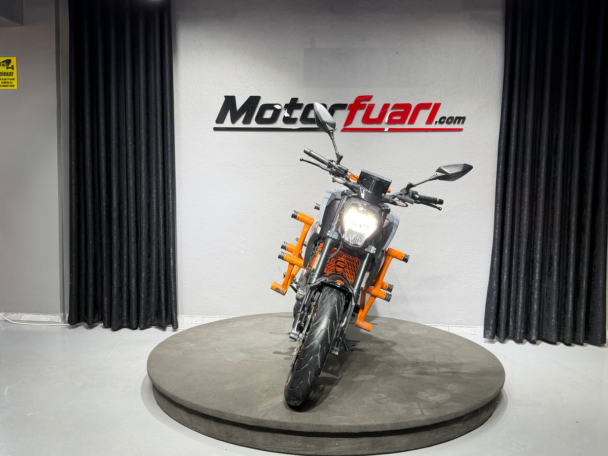 CFMOTO 250NK 2024