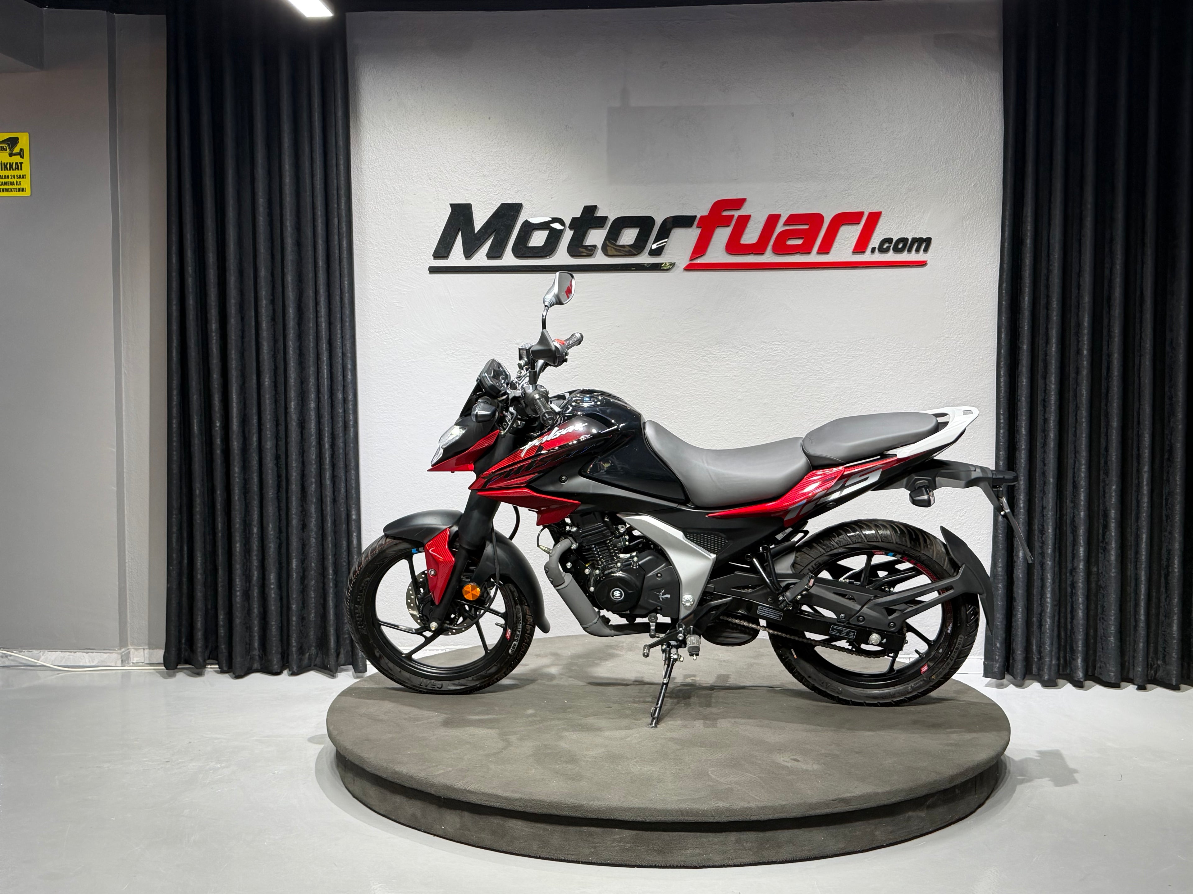 BAJAJ PULSAR N125 ABS 2025