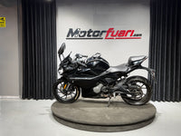 CFMOTO 250 SR