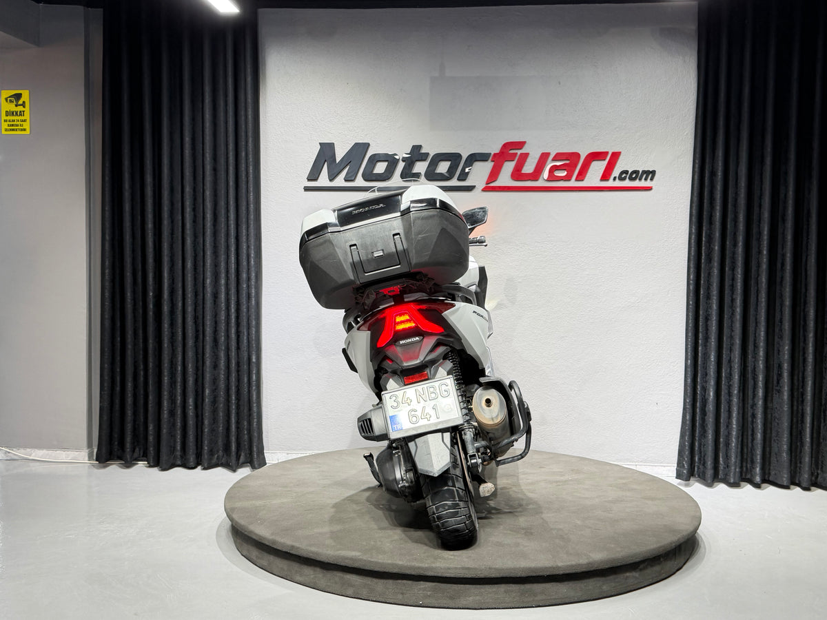 HONDA FORZA 250 2025