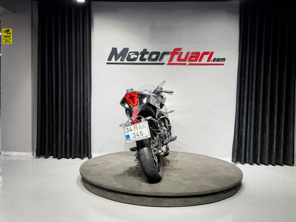 CF MOTO 250SR 2024