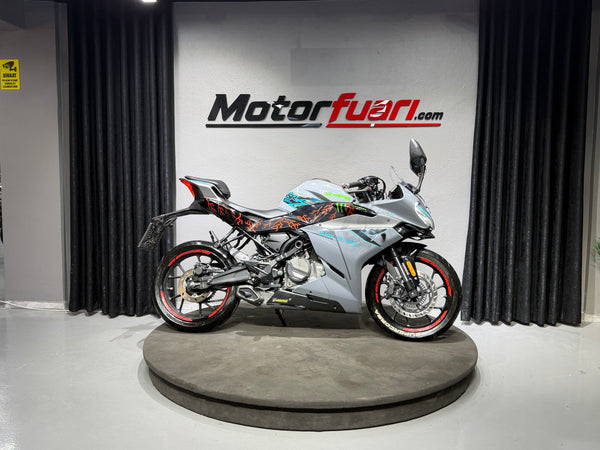 CFMOTO 250SR 2024
