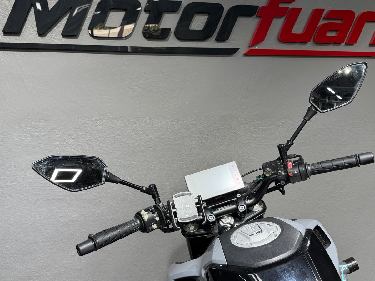 CFMOTO 250NK