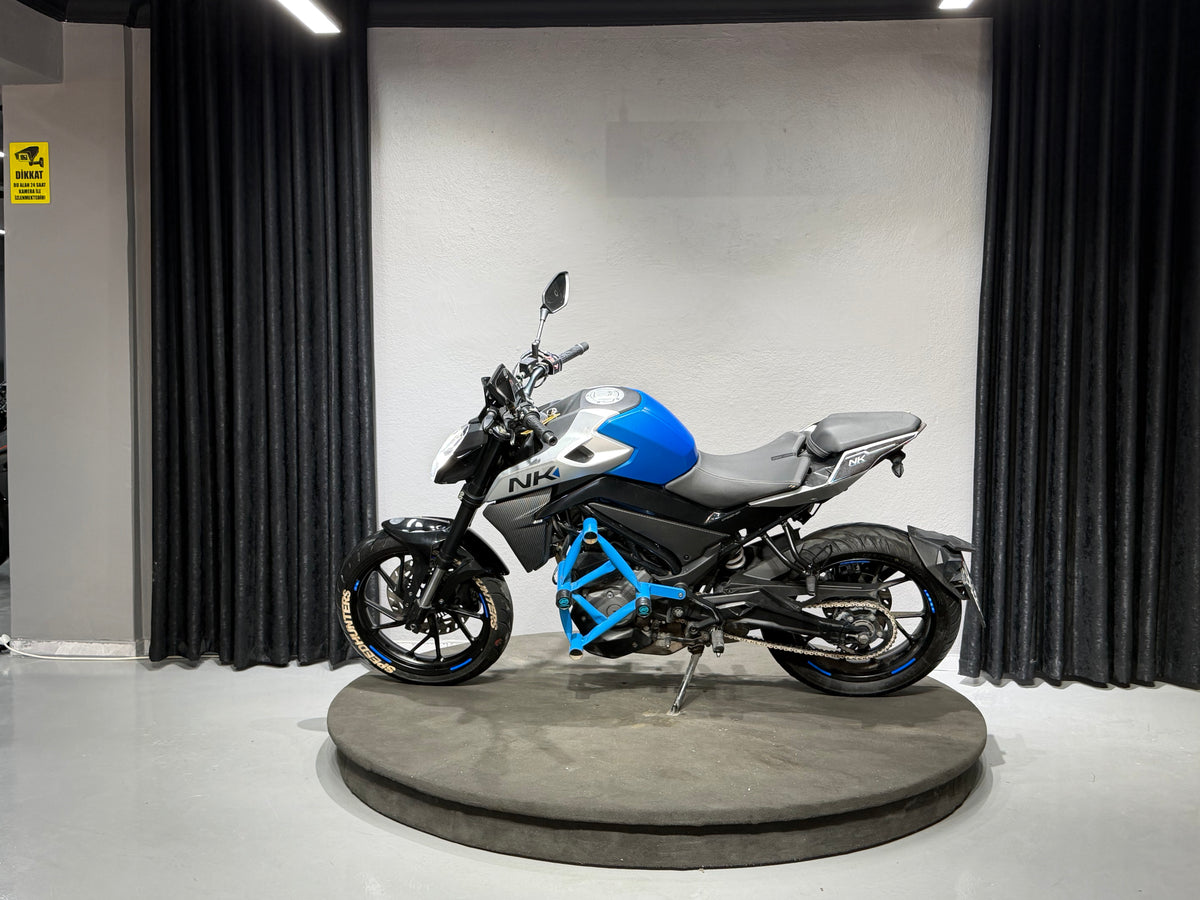 CFMOTO 250NK 2024