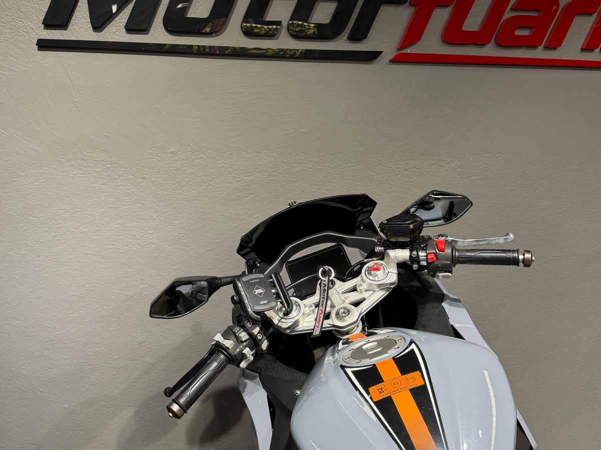 RKS R 250