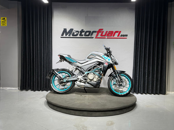 CFMOTO 250 NK