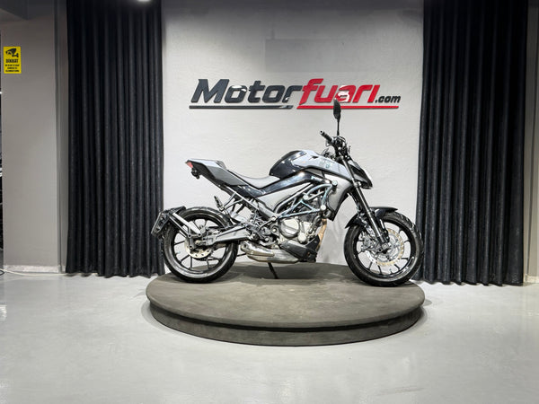 CFMOTO 250NK