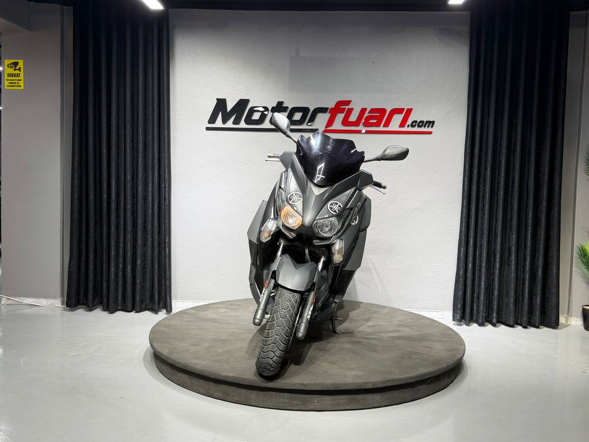 YAMAHA X-MAX 250 2015