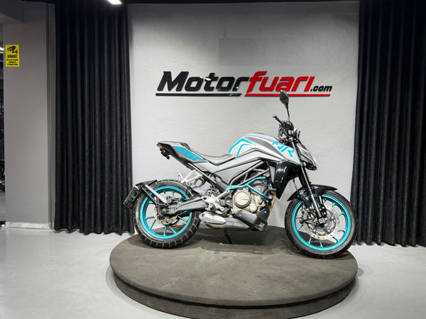 CFMOTO 250NK 2022 GRİ