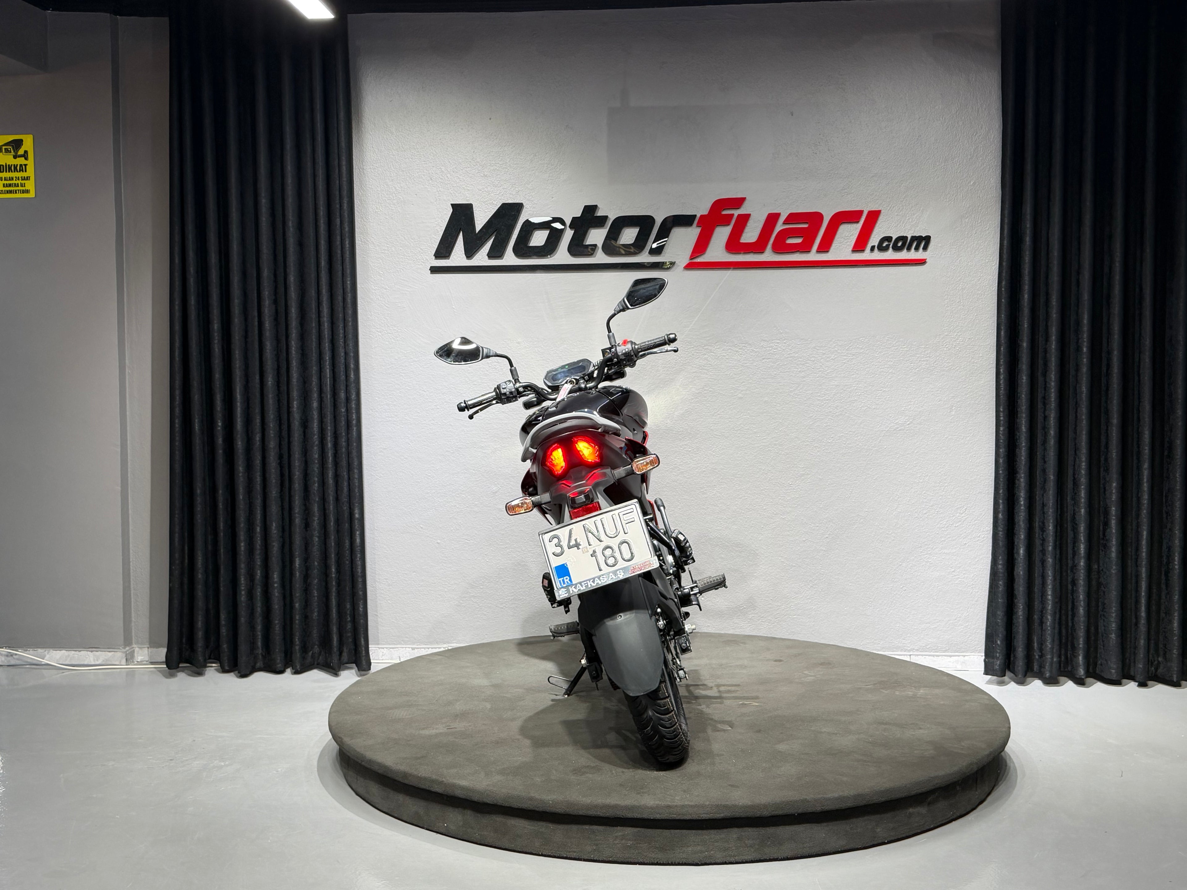BAJAJ PULSAR N125 ABS 2025