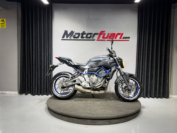 YAMAHA MT 07 ABS