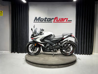BAJAJ PUSLAR RS 200 ABS
