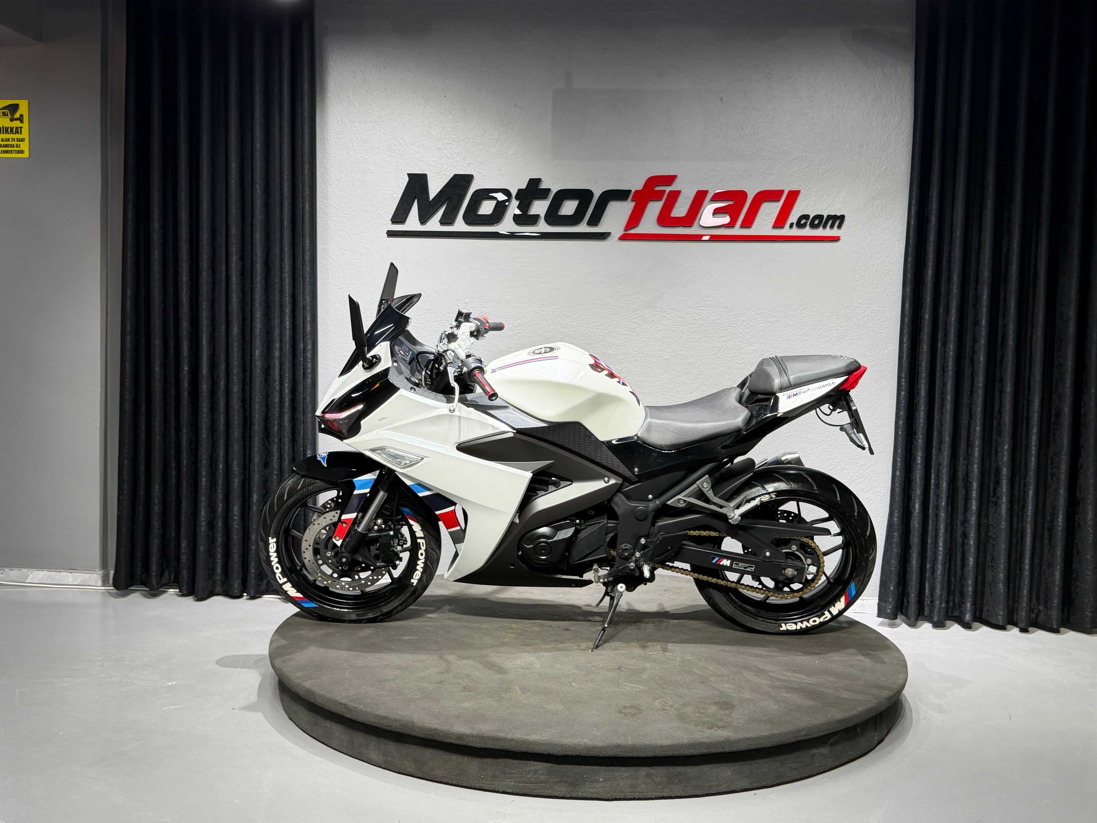 RKS R250 2024