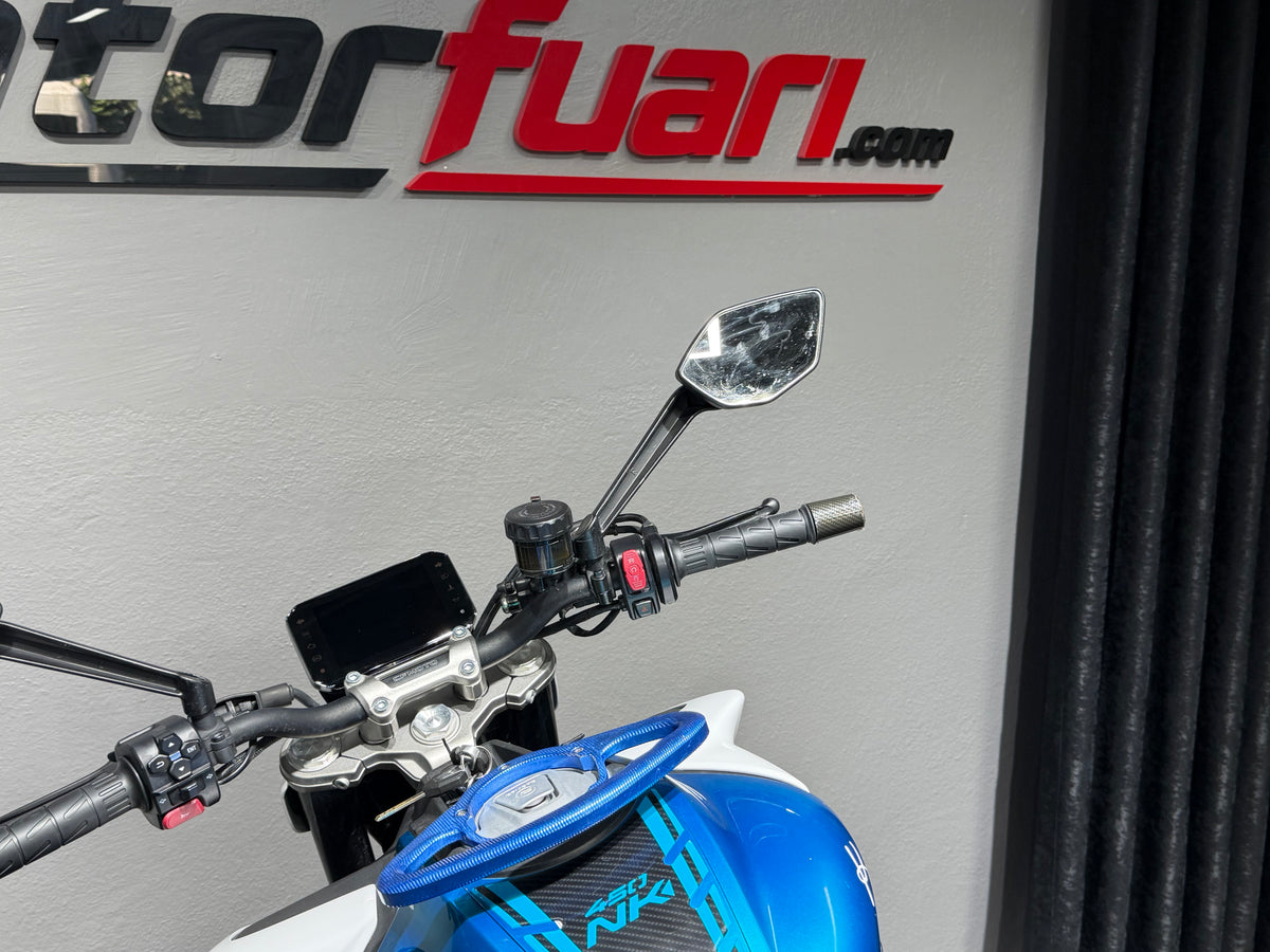 CFMOTO 450 NK 2024