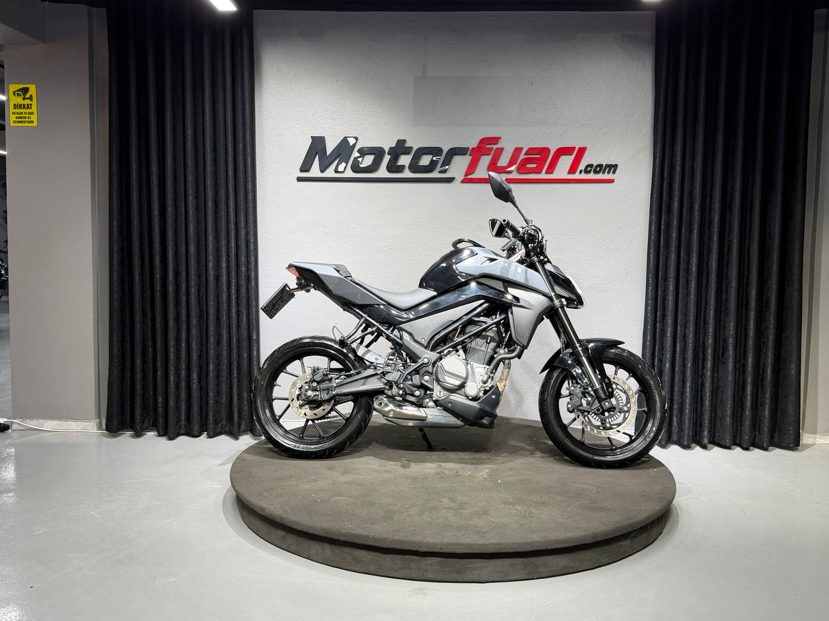 CFMOTO 250NK 2025